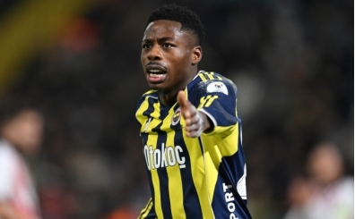 Musaba, Fenerbah�e'de ilk pe�inde