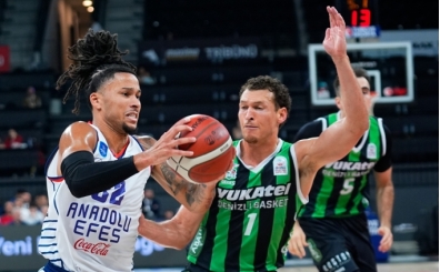 Anadolu Efes seriyi 3 maça çıkardı!