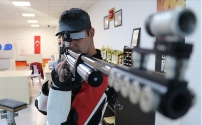 Milli at�c� Ahmet Bayrak, hedefine 2028 Yaz Olimpiyatlar�'n� koydu