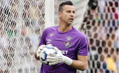 Fluminense, 45 yaşındaki kalecisi Fabio ile sözleşme uzattı