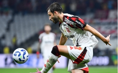 Beşiktaş'a Matias Vina'dan kötü haber!