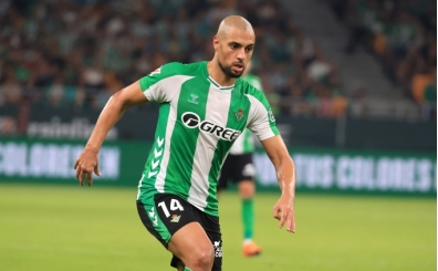 Amrabat, Fenerbahçe'nin El Karouani transferini bozdu!