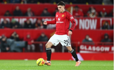 Muslera'dan Ugarte'ye: 'Hi� d���nme, Galatasaray'a git'