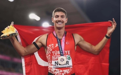 �zmirli atlet �smail Nezir'den rekor serisi