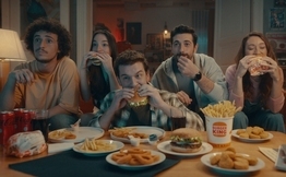 Toplan�n; Burger King� Futbol Ate�i ile Izgara Ate�ini Bulu�turdu!..